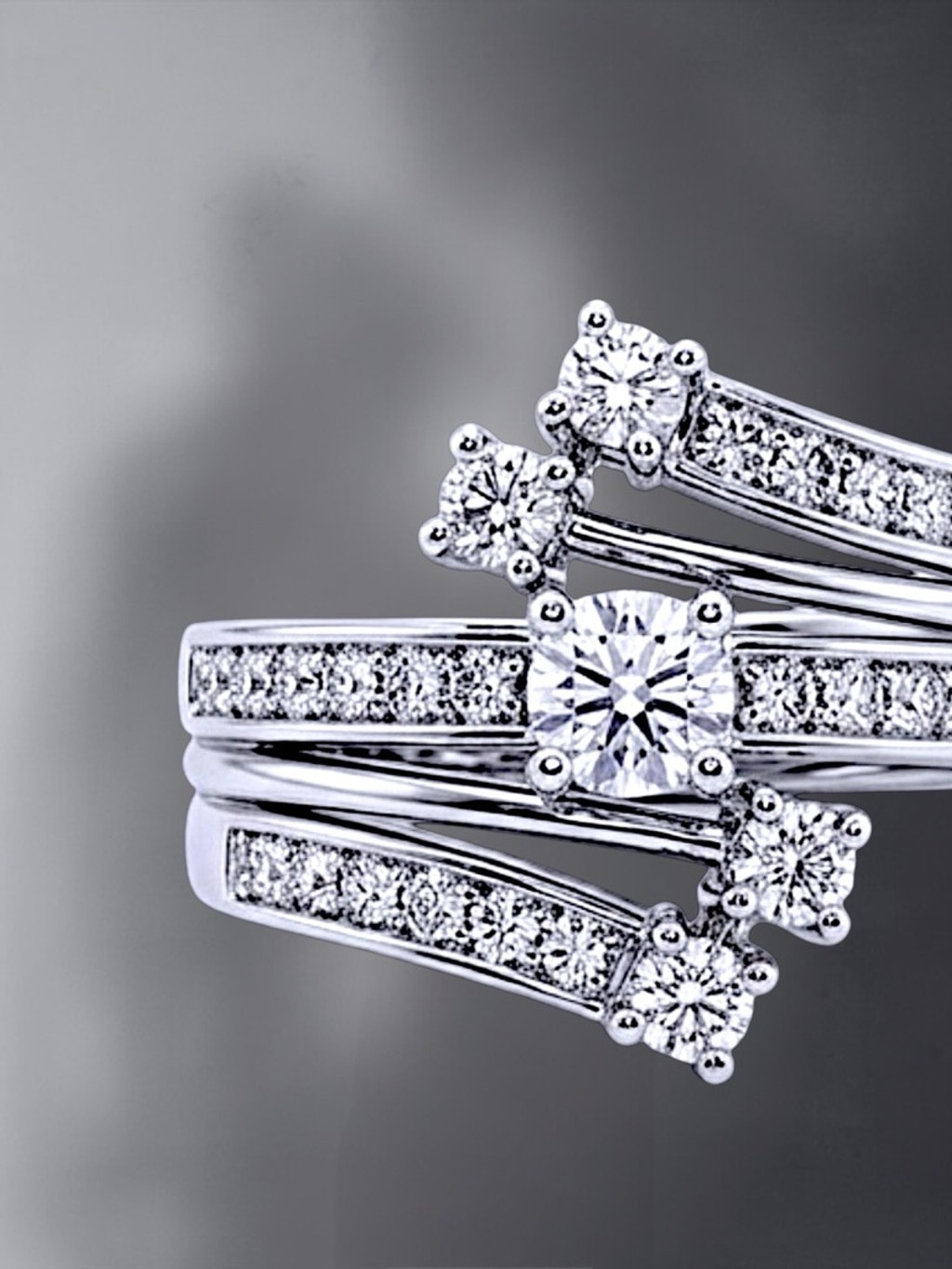 14K White Gold Diamond Right-Hand Ring – Size 6.5