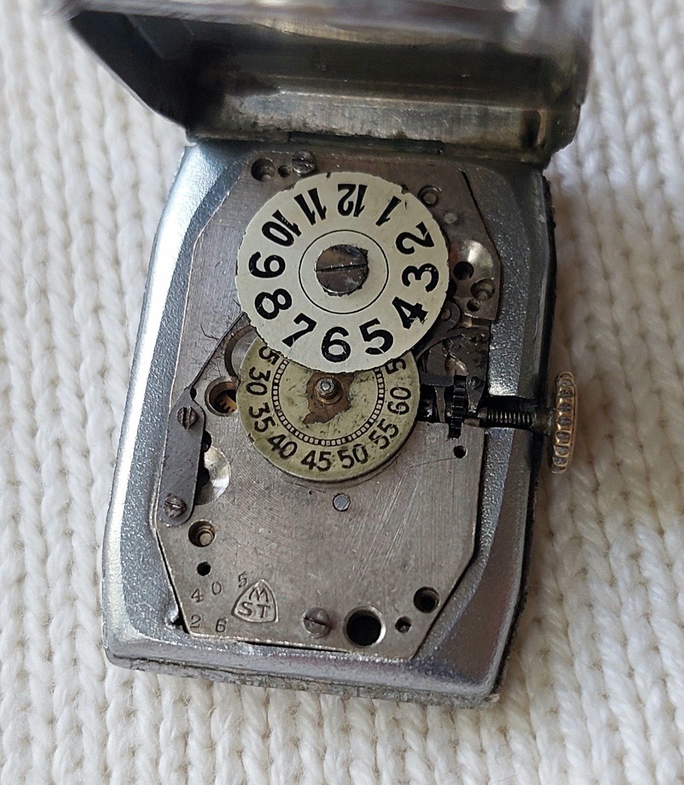 Jump hour vintage art deco tank watch 30s