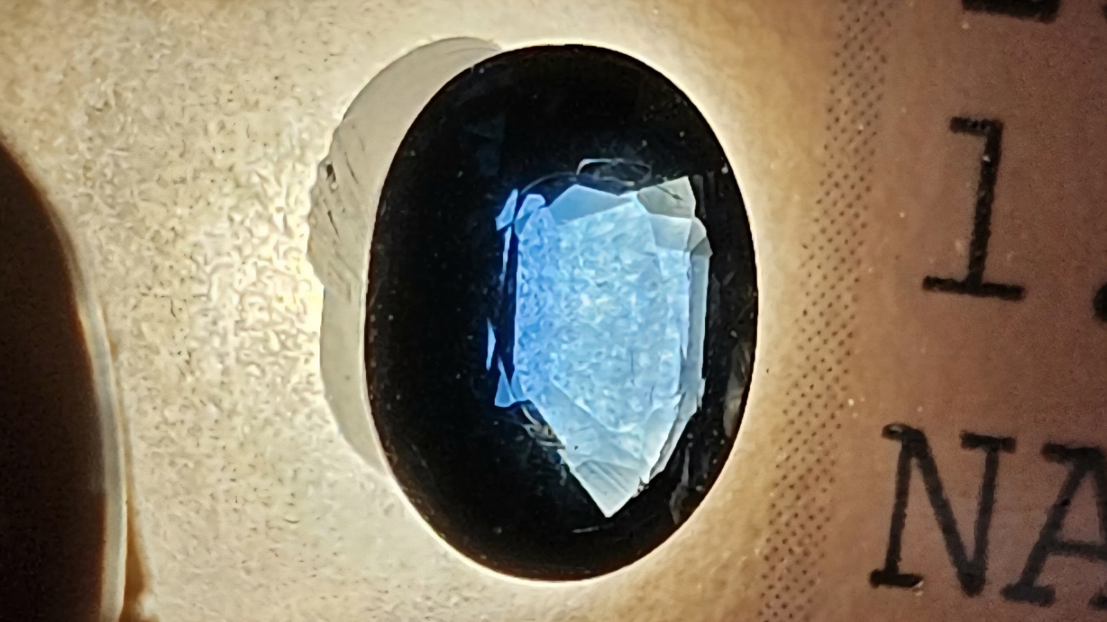 Vintage Natural Sapphire – 1.40 Carat IGL Certified – Oval Mixed Cut Blue/Green