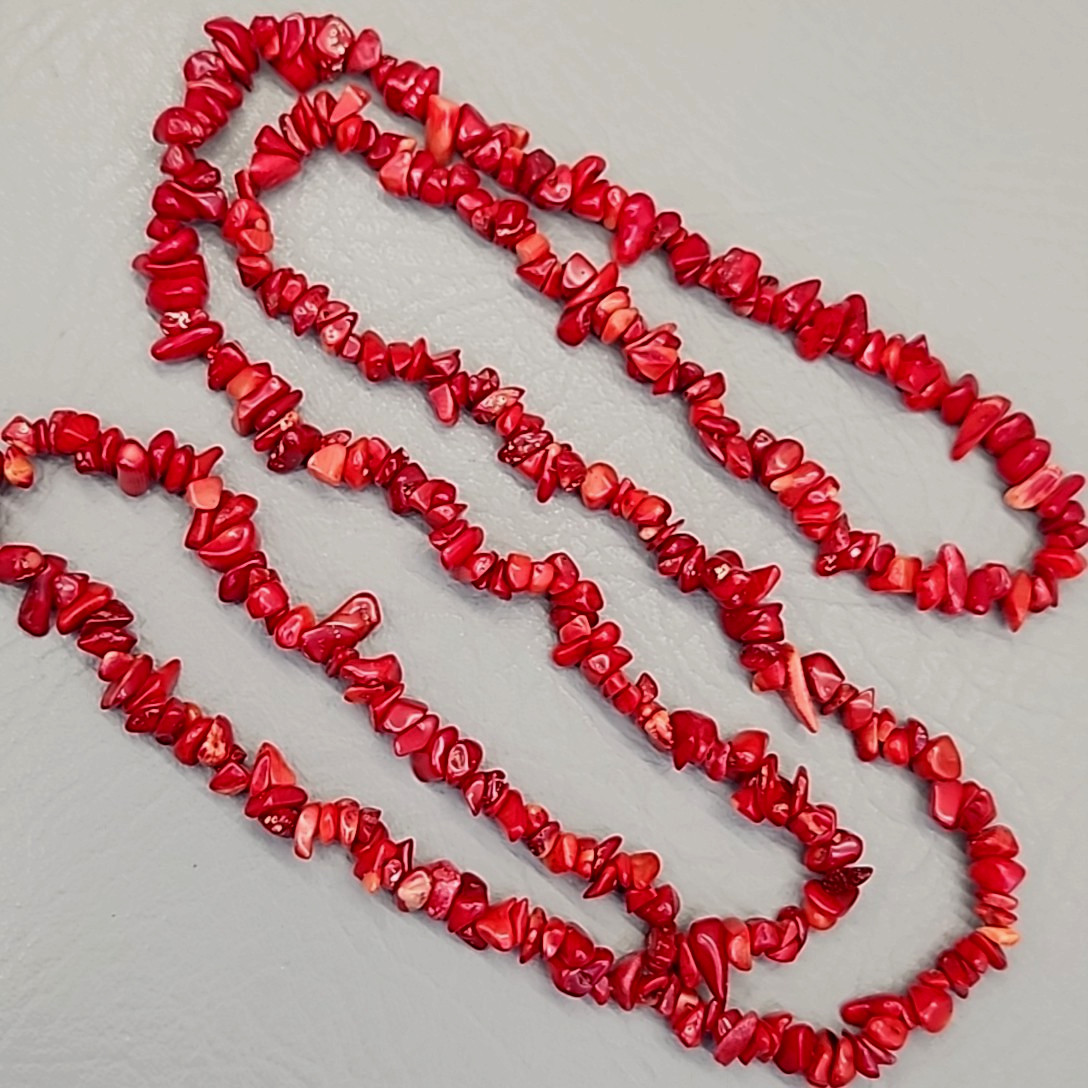 Necklace Red Dyed Coral Chip Beaded Polished Beach Sea Life 38″