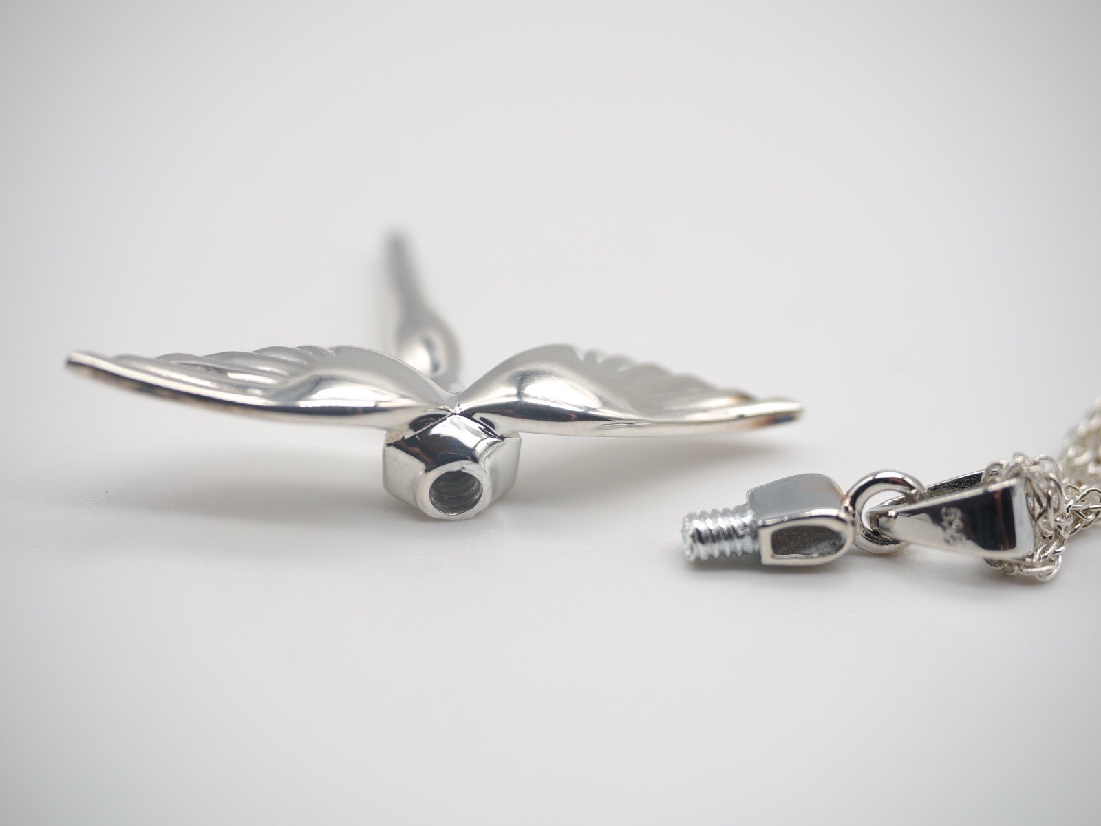 925 Sterling Silver Cremation Jewelry Memorial Angel Wings Ashes Keepsake Urn