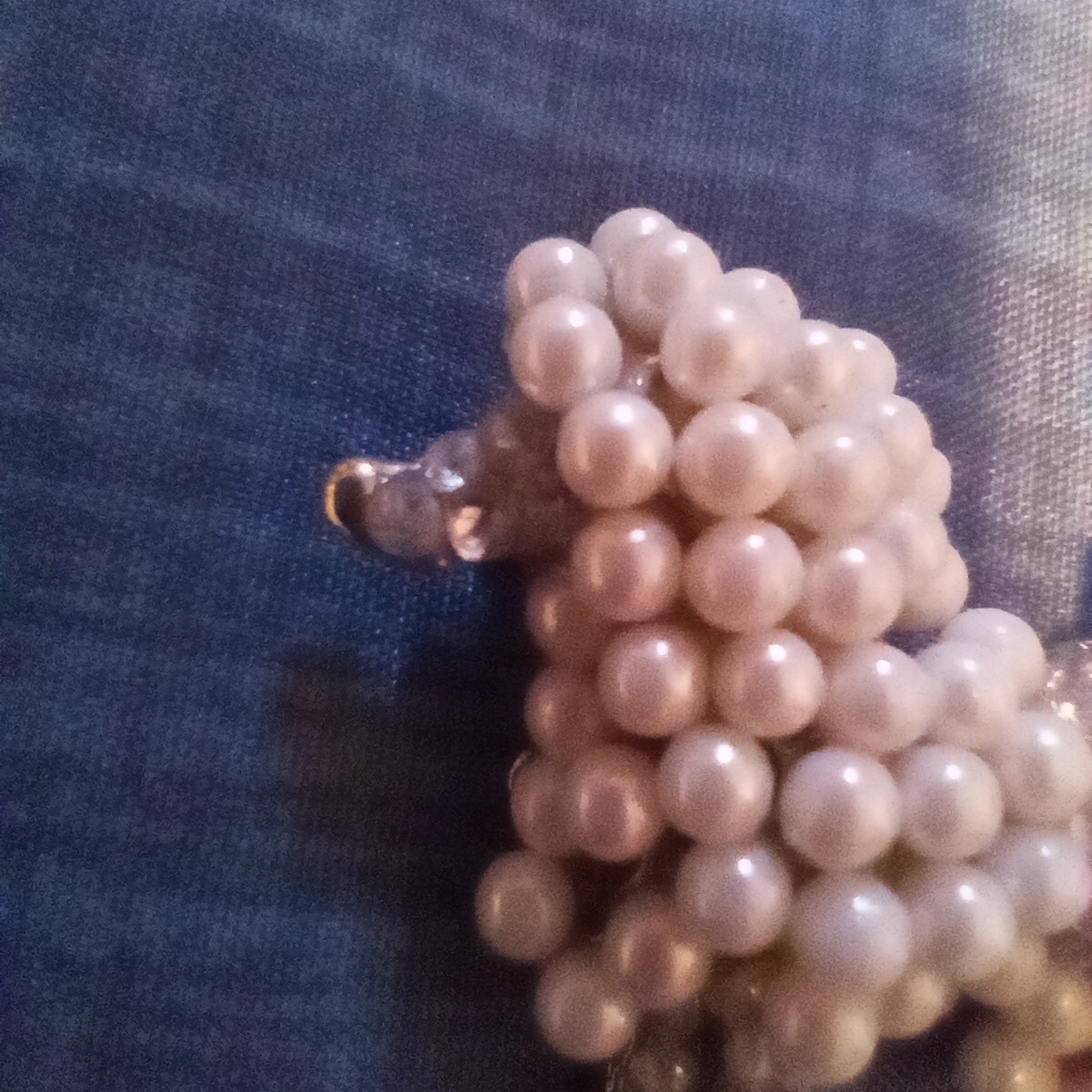 Poodle Brooch Costume Silver White Pearl & Glass Twist Clasp 1.25X1.25″ EUC