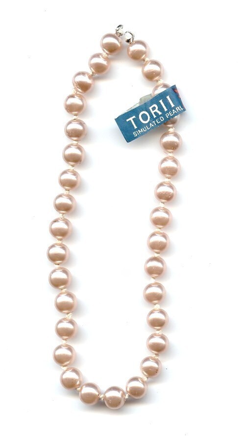 Vintage Japan “TORII BRAND” Pink Pearl Glass Knotted & Tipped 11″ Section 1585T