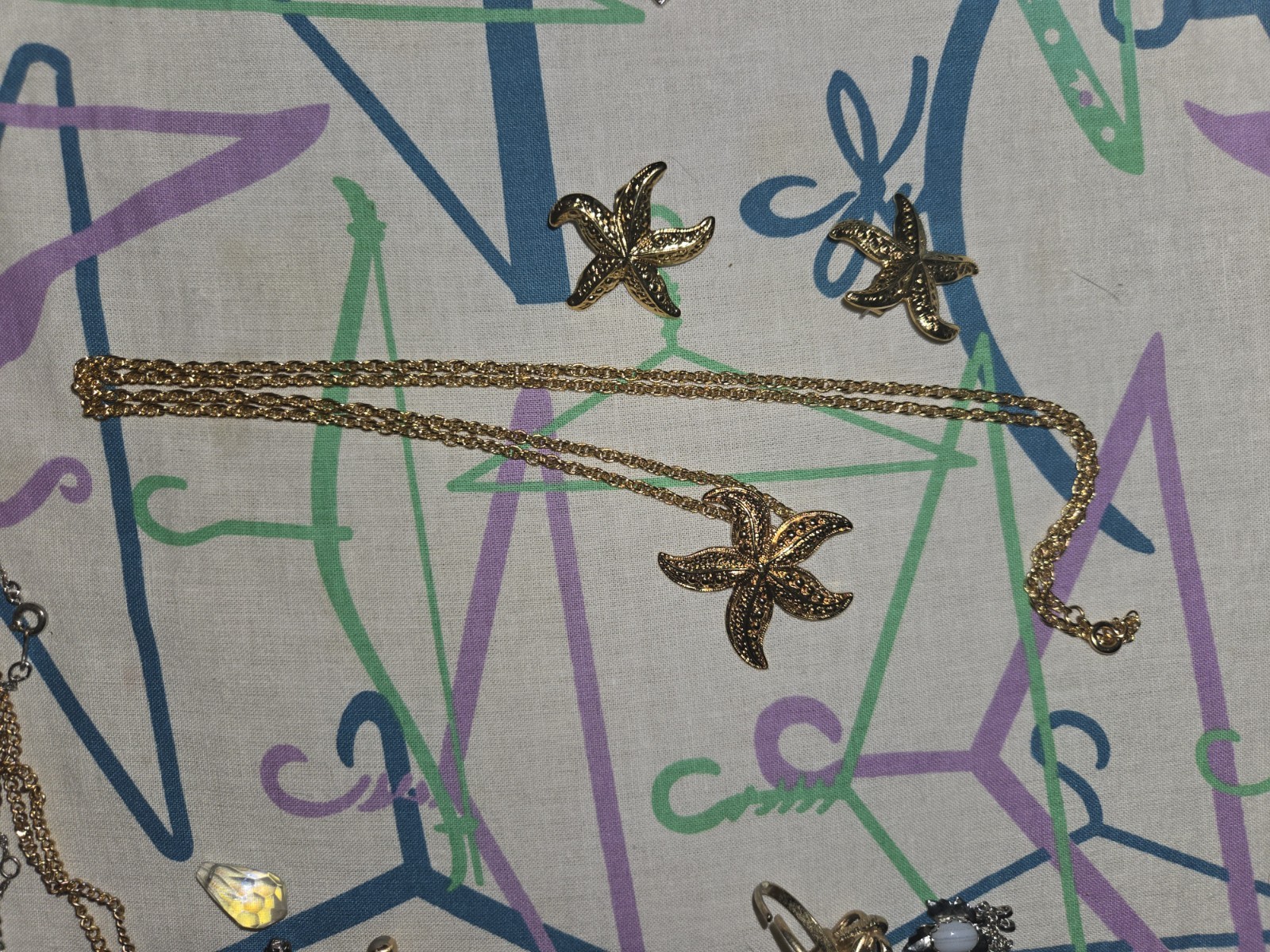 HUGE Avon Vintage Jewelry Lot, Earrings, Pins/Brooch, Necklaces, Bracelet, Rings