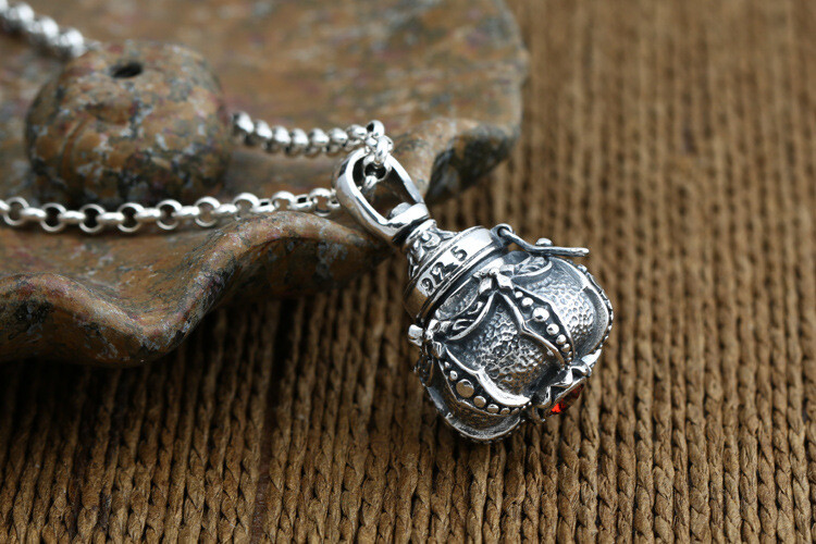 Vintage S925 Sterling Silver LOCKET Pendant PRAYER BOX Red Gem Textured Treasure