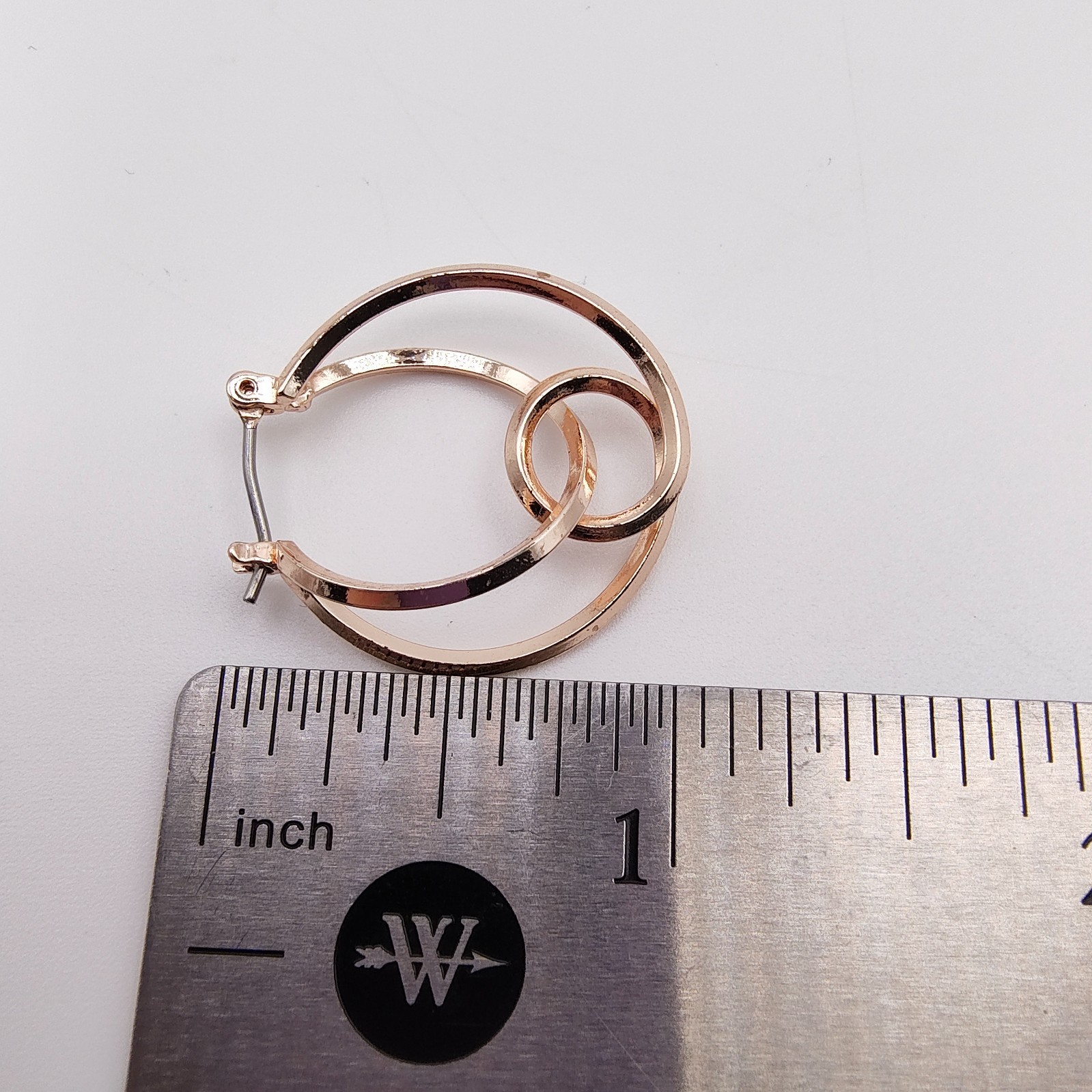 Interlocking Circle Hoop Earrings Rose Gold Tone Chic Minimalist Sculptural