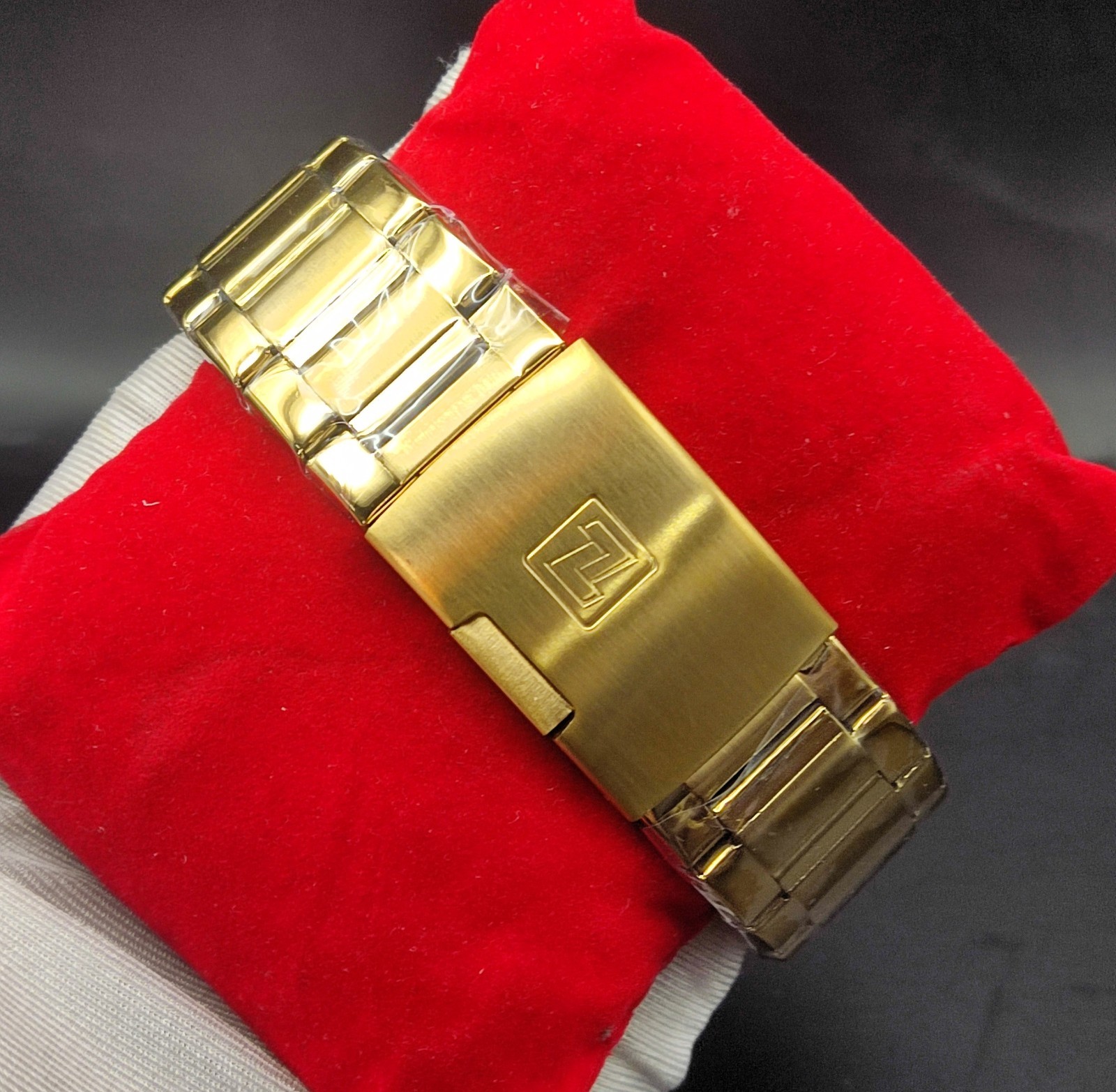 #Refurbished Naviforce Double Display Gold Plated Men’s Wrist Watch