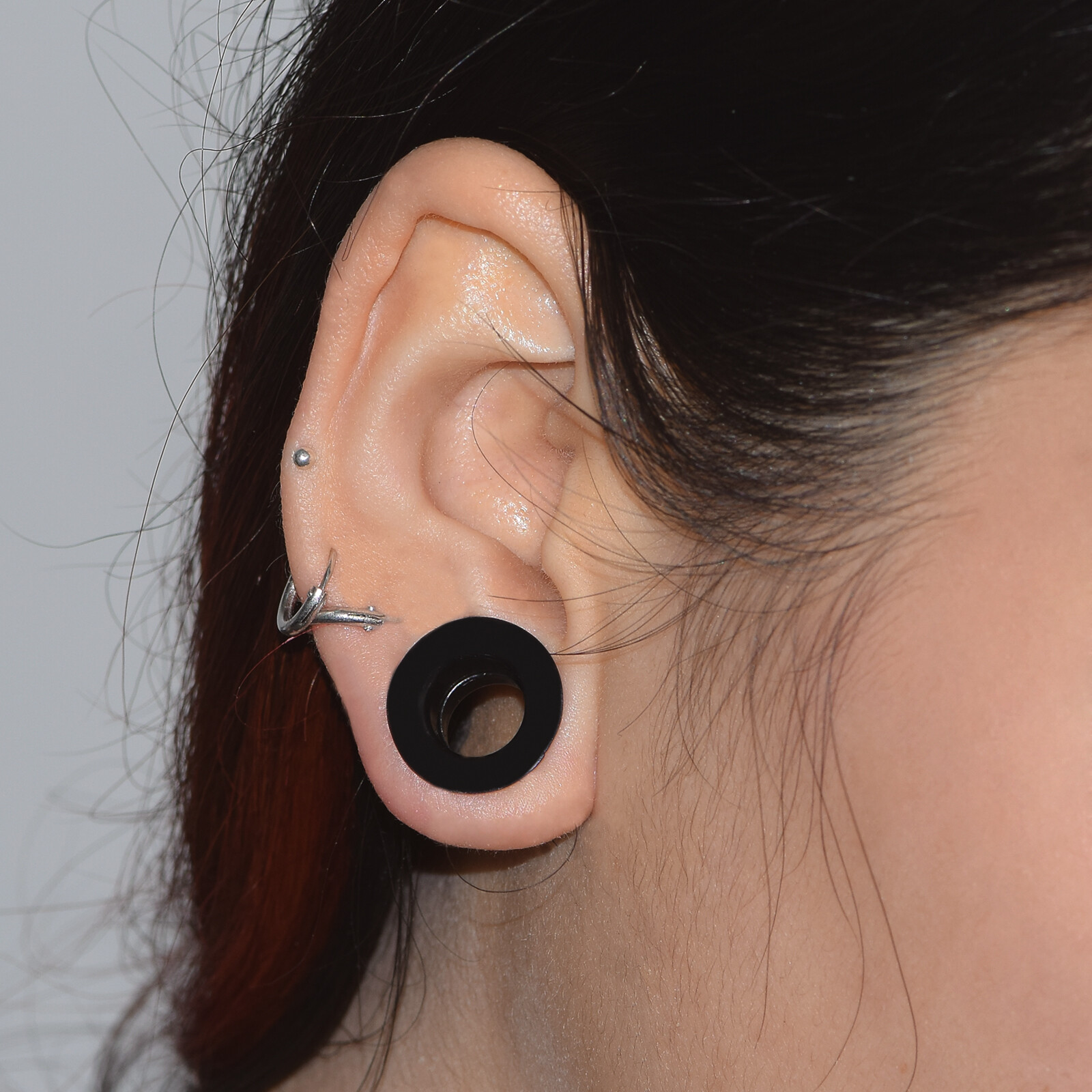 2Pcs Thick Silicone Ear Skins Flesh Tunnels Double Flared Hollow Ear Gauge Plugs