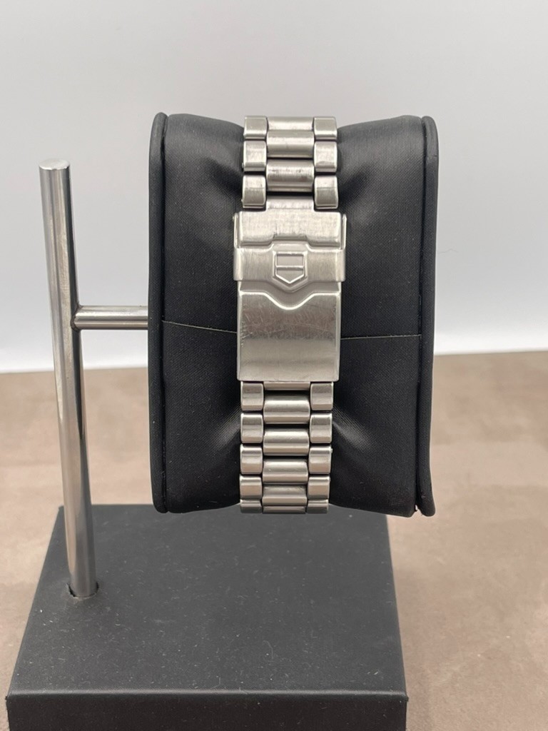 TAG Heuer Formula 1 Orange Men’s Watch CAH1113.BA0850 41mm Chronograph