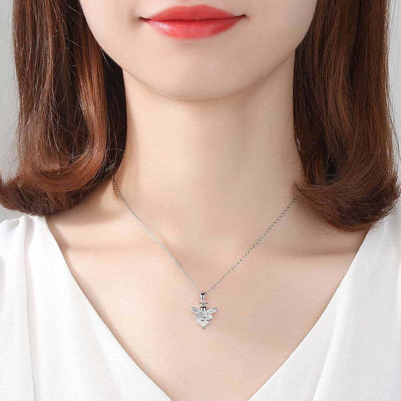 Honey Bee Necklace Copper Inlaid 3A Zircon Pendant Women’s Gold Plated Jewelry