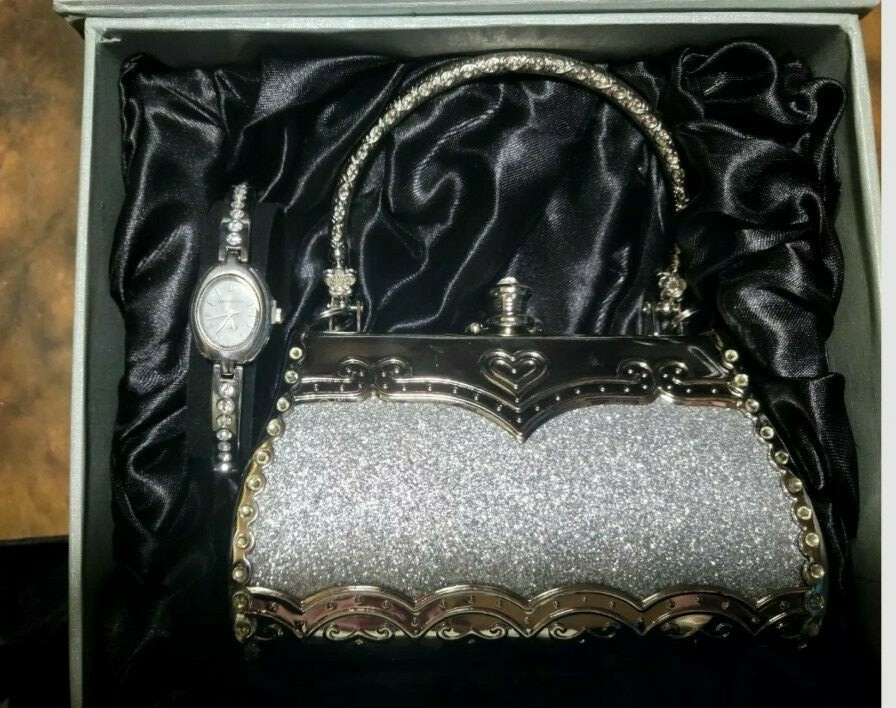 NEW VTG Limited Edition Manhattan by CROTON Rhinestone Bling Watch & Purse Set