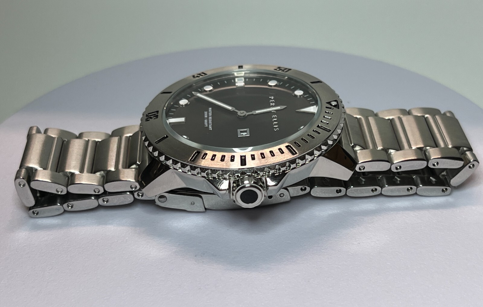Perry Ellis Watch 02001-02 Deep Diver Quartz 46 mm Case Men’s Silver 20ATM 200m.