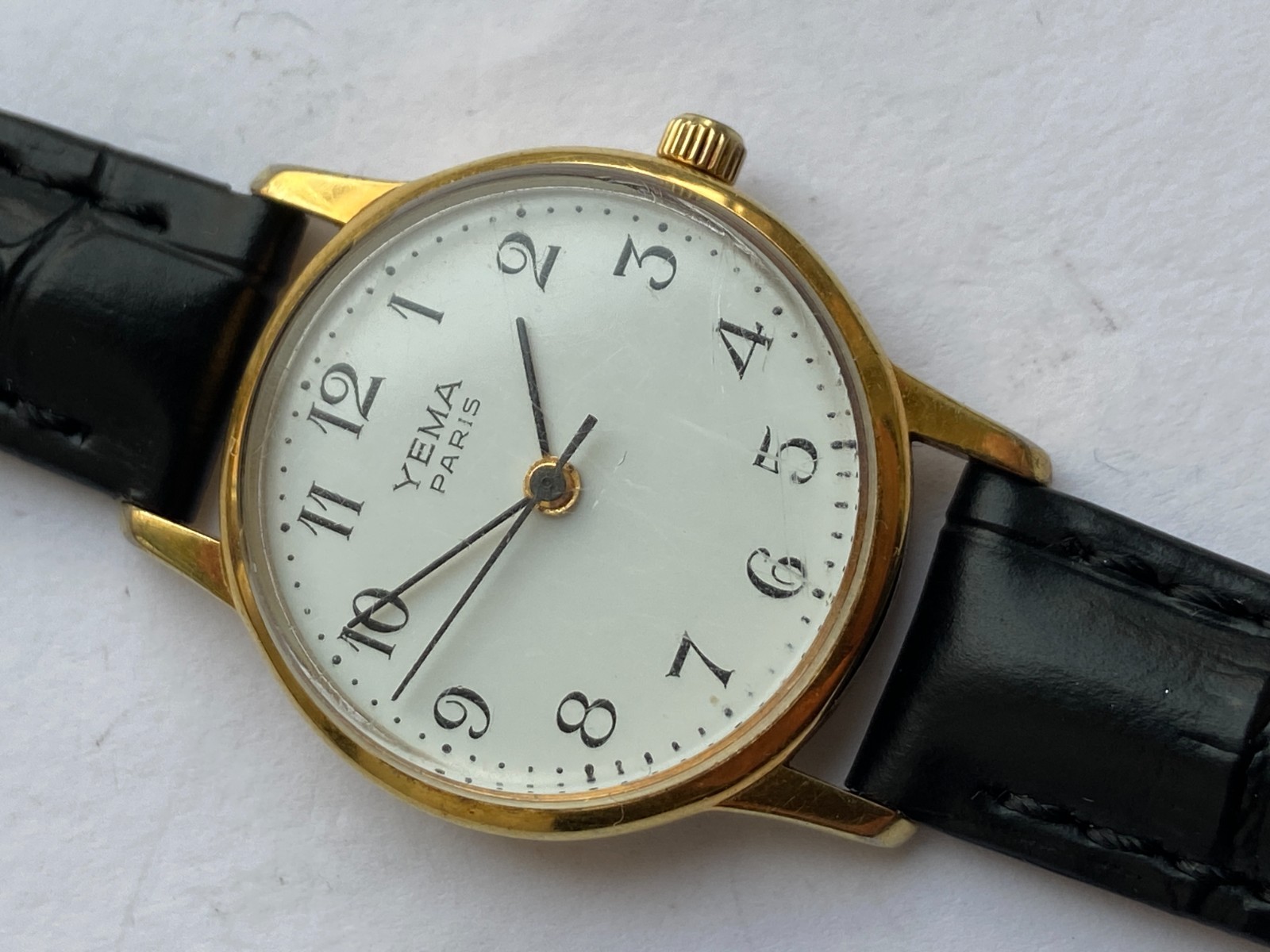 RARE WOMEN WRIST Watch QUARTZ YEMA PARIS FRANCE X15033