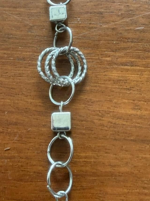 Silver Tone Textured Interlocking Circle Link Necklace 32″ + 3″ Extender