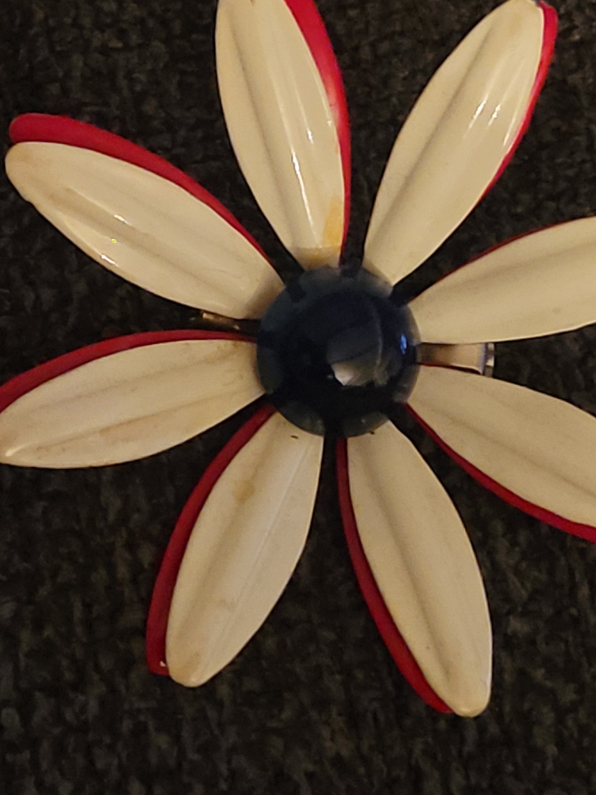 Vintage Stunning Enamel Flower Brooch 1950s To 1970s Good Condition CA E407-4