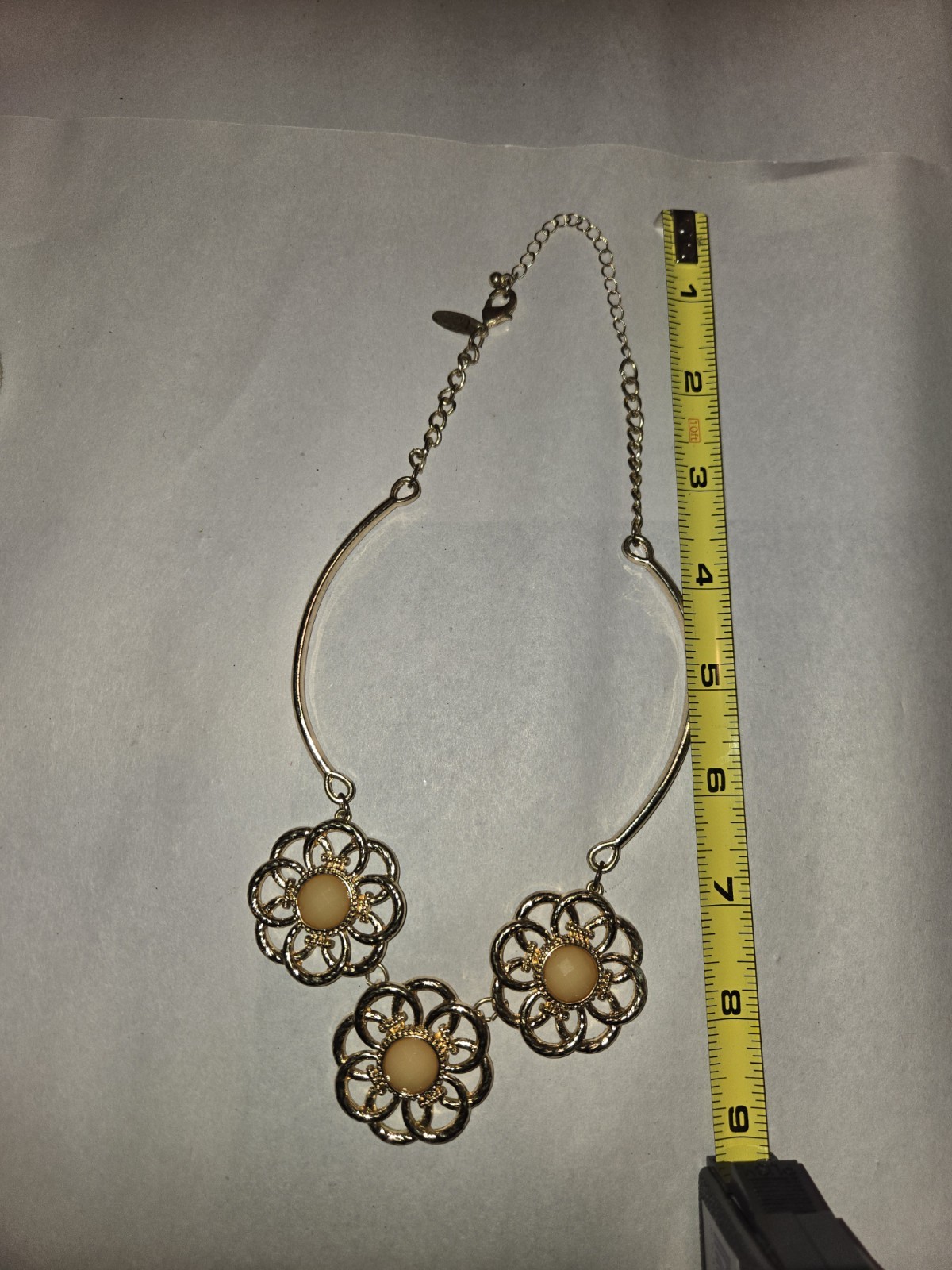 NY Origami Owl Gold Tone Floral Coral Statement Necklace