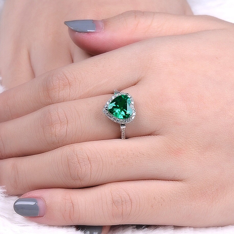 18K White Gold Plated Adjustable Birthstone Green Crystal Love Heart Ring,Gifts