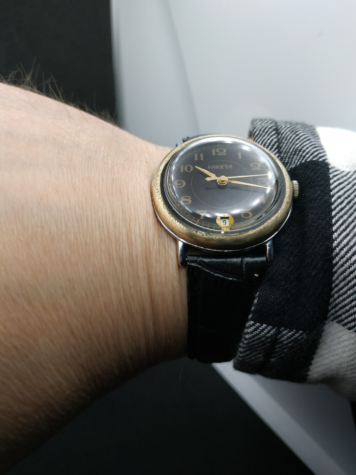 Men’s Dress Vintage USSR Watch Raketa Mechanical 2628.H Black Dial Retro Soviet