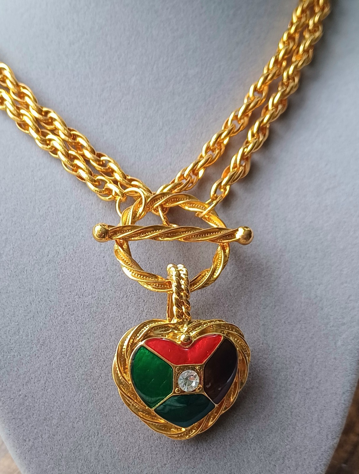 Vtg Ivana Trump Enamel Crystal Heart Pendant Goldplated Statement Necklace