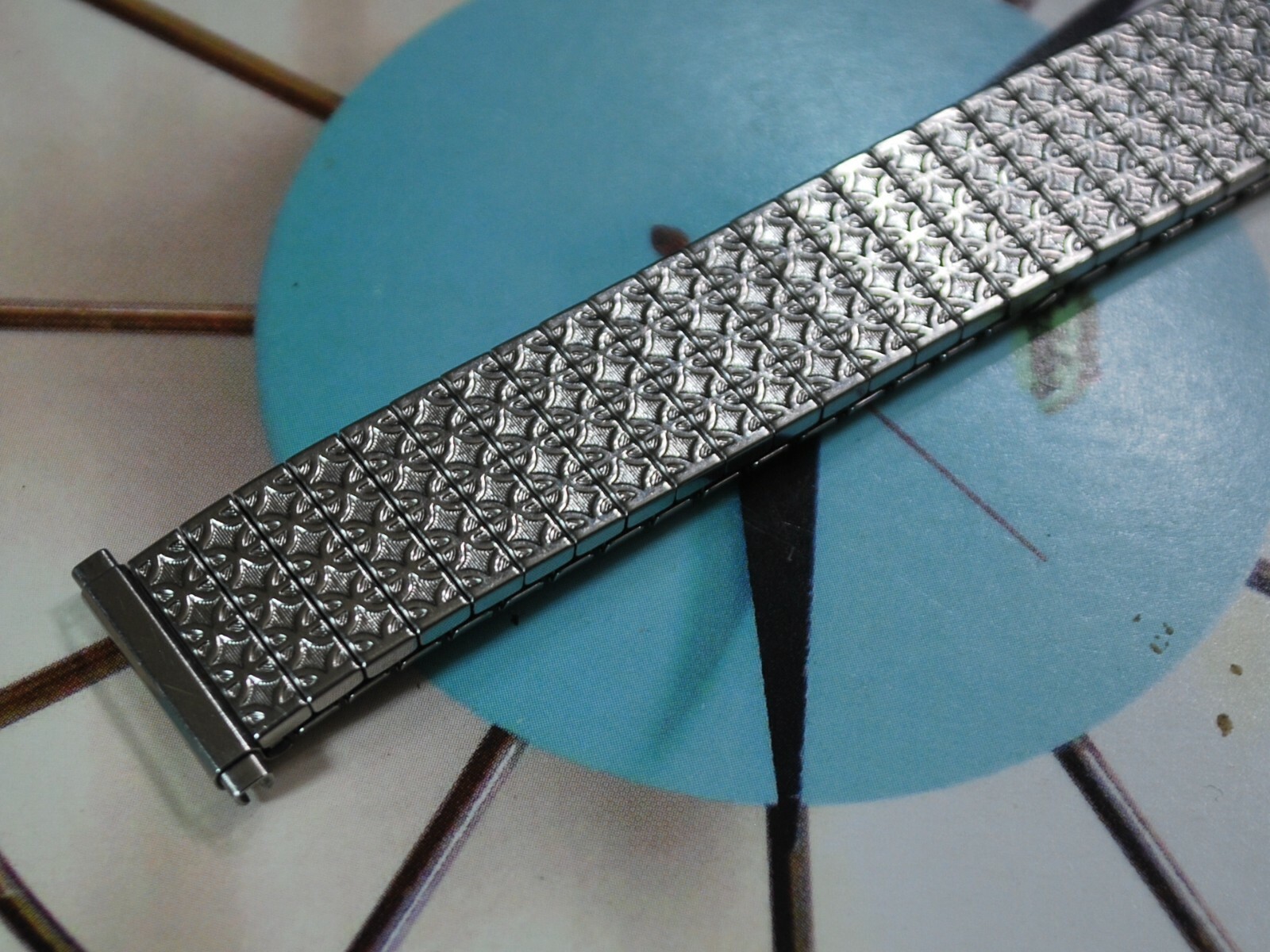 Nice Vintage USA Made 15mm to 19mm S.S. Men’s Watch Band — ZUSA112821