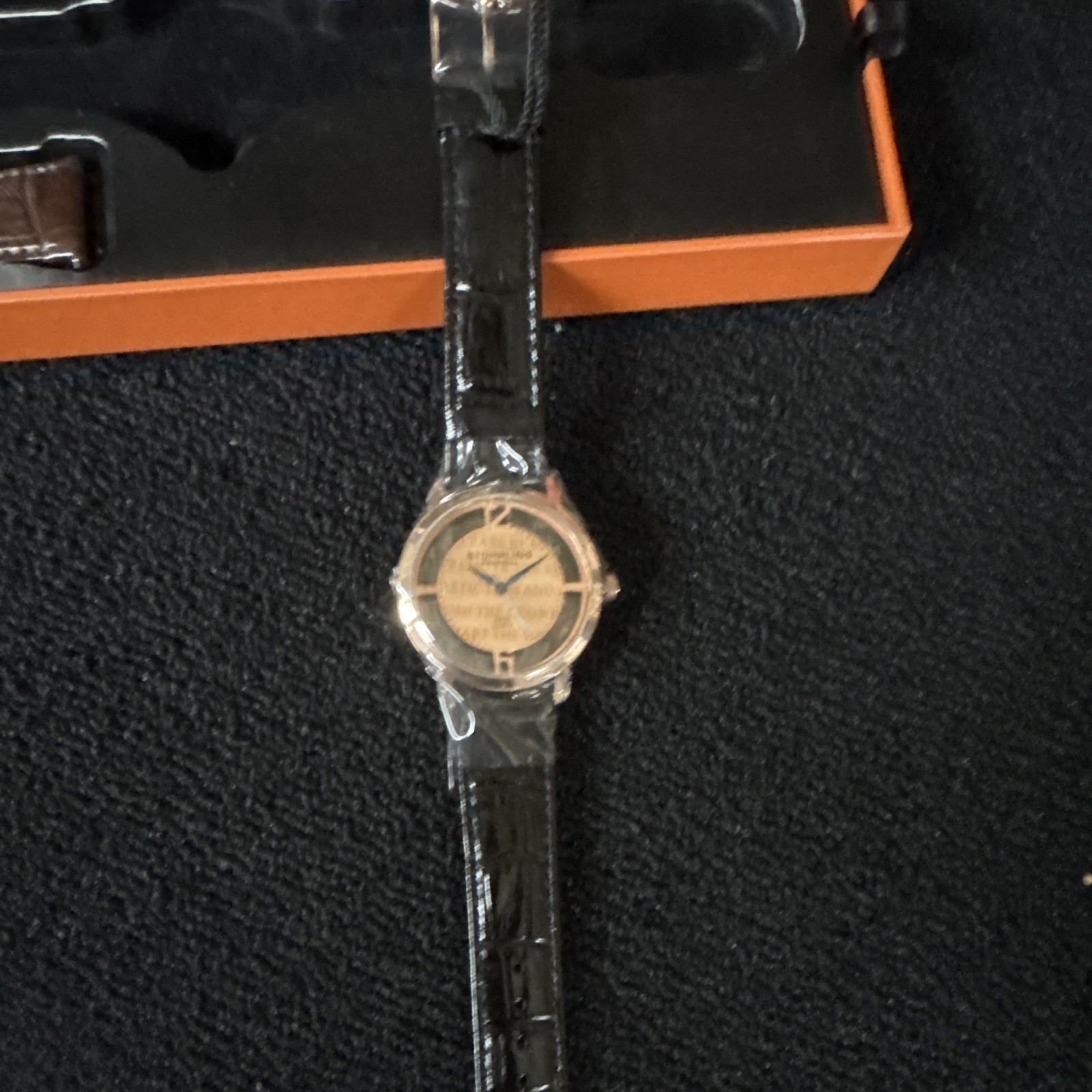 Stuhrling Original Men’s Quartz Dress Watch 38mm Gold Dial Black Leather Box