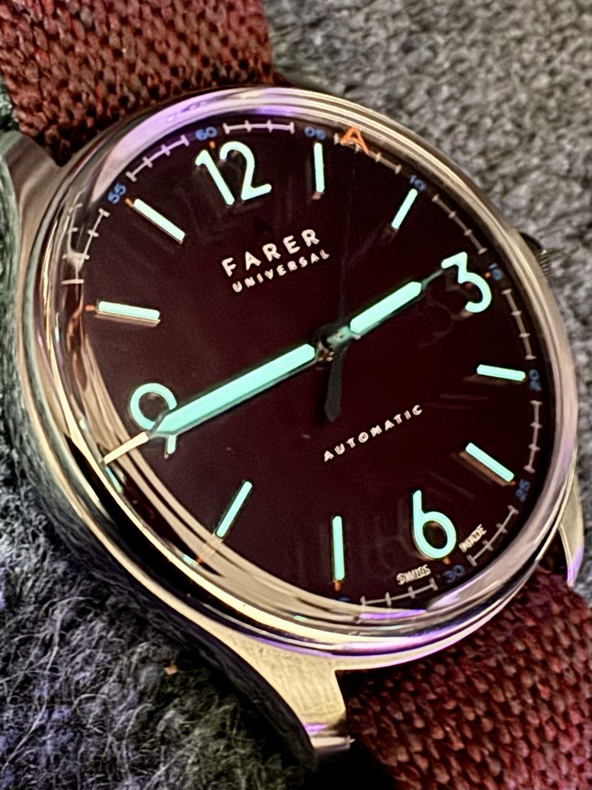 Farer Discovery – Plum Dial, Full Kit, Unworn Bracelet, Warranty