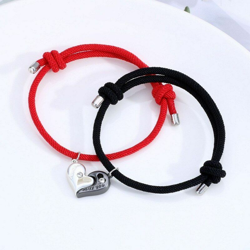 2 Pcs Magnetic Lover Couple Bracelet Heart Pendant Bracelets Fashion Jewelry NEW