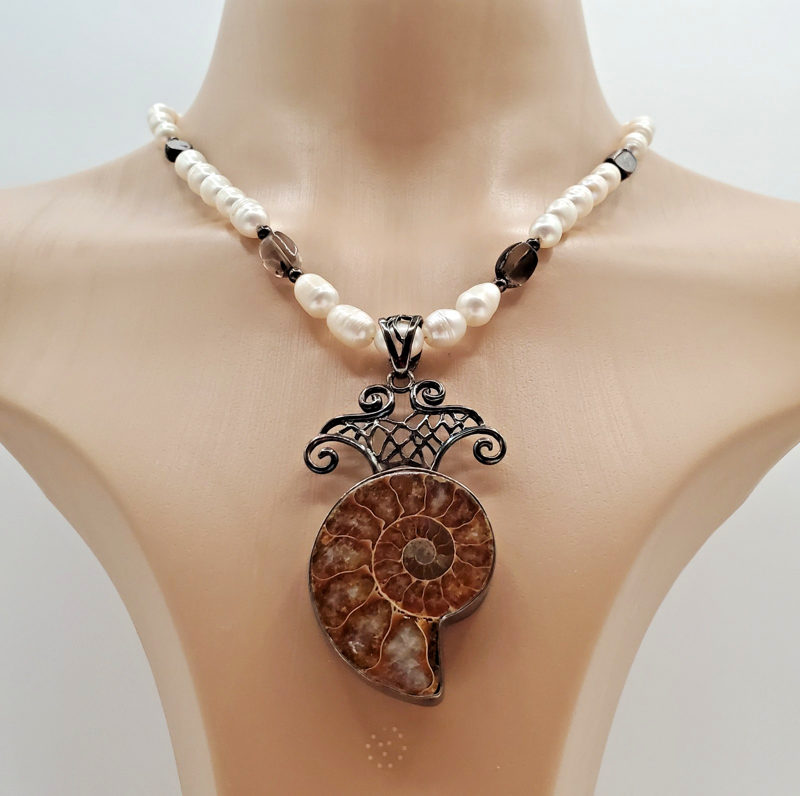 VTG 925 Ammonite Fossil Pendant Pearl Glass 16in Necklace Sterling Silver 40gtw