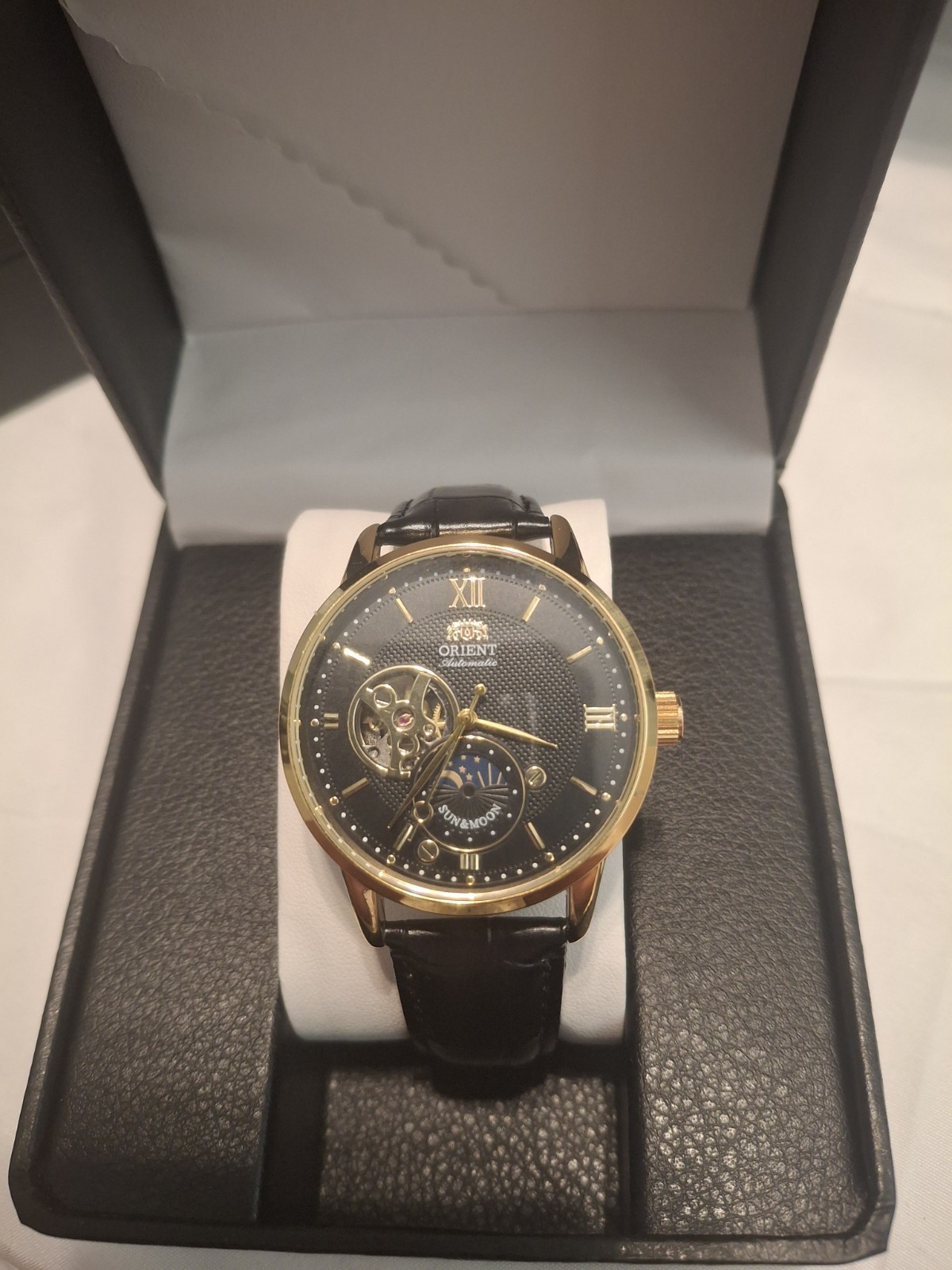Automatic Men’s Watch Leather Strap – Orient Classic Series