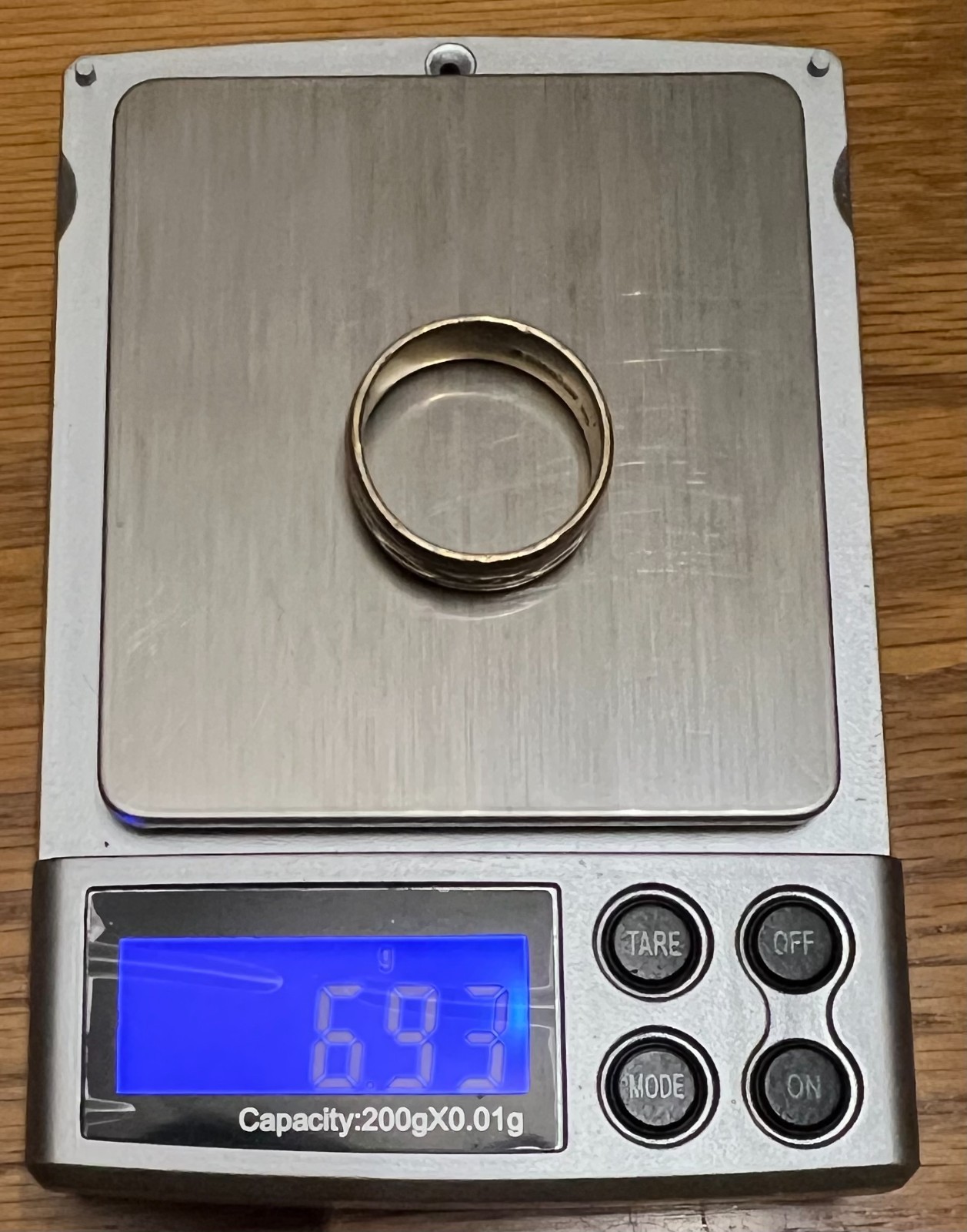 14K SOLID YELLOW GOLD RING SIZE 11, 6.93 GRAMS HALLMARK 14K ARTCARVED DESIGN