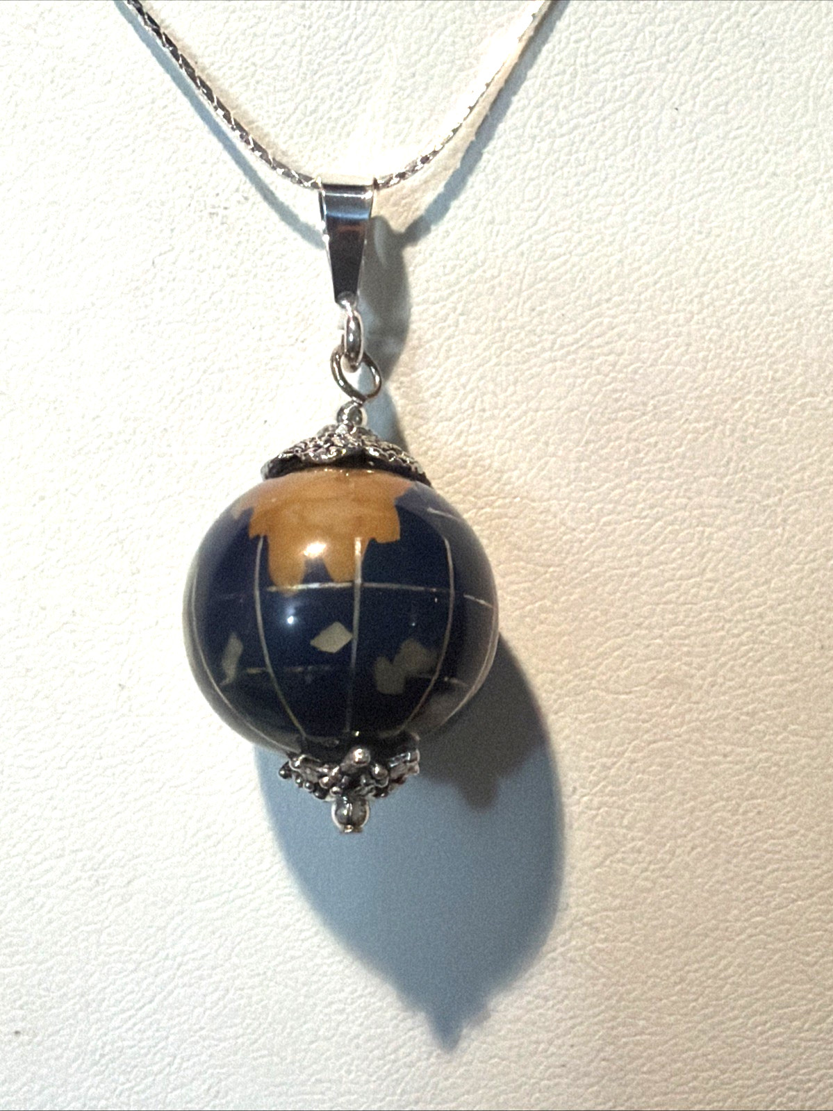 *NEW ITEM-LG. VTG. 20MM LAPIS GEMSTONE INTARSIA WORLD GLOBE NECKLACE .925 SILVER