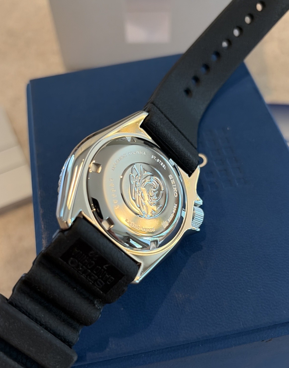 Seiko Yellow Men’s Watch – SKXA35 **New Never Worn**