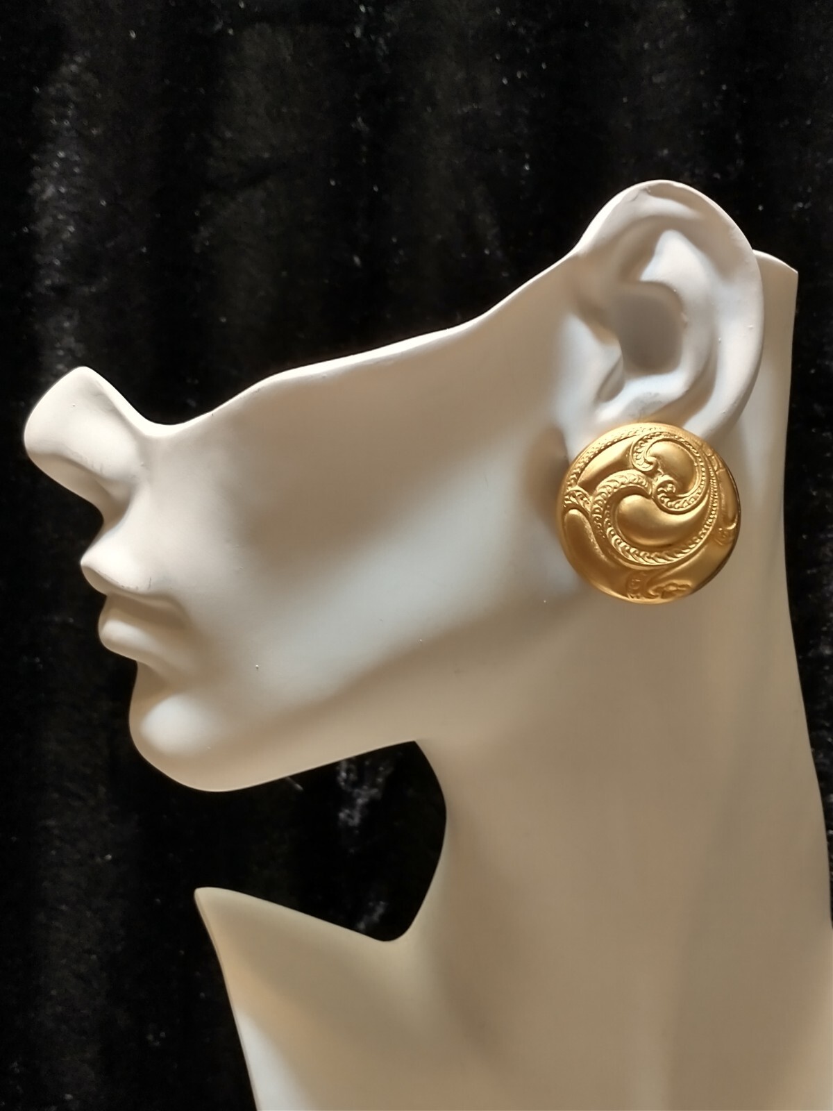 Vtg Earrings 80’s ART DECO/NOUVEAU CLASSY Swirled BRUSH Matte GOLDTONE RARE Clip