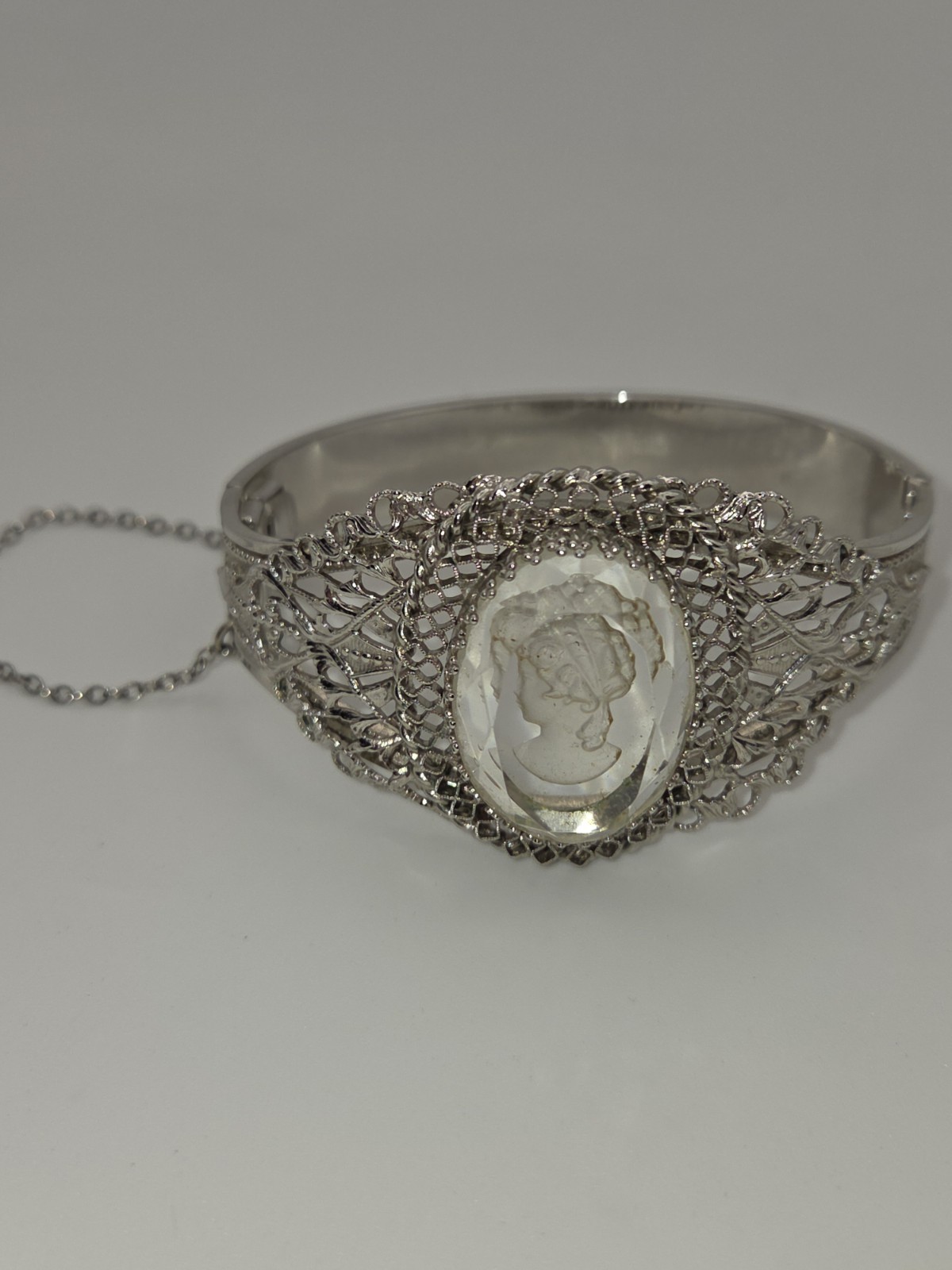 Vintage Cameo Whiting & Bracelet Intaglio Filigree Signed ‘Mesh Bags’ Jewelry