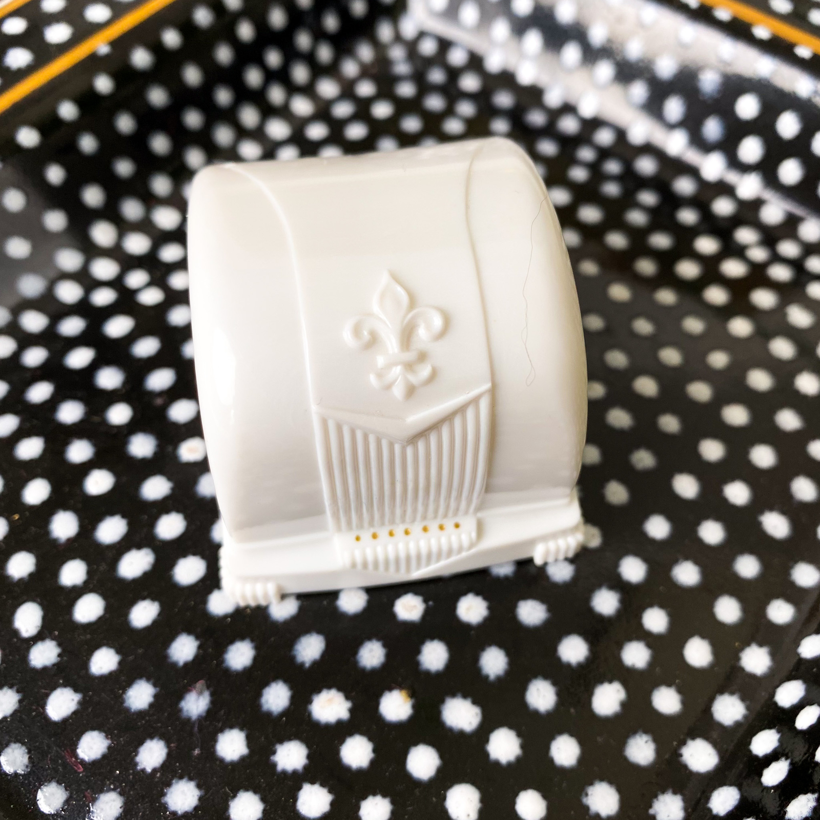 Vintage White Celluloid Plastic Single Wedding Ring Box TEAL BLUE VELVET Inside