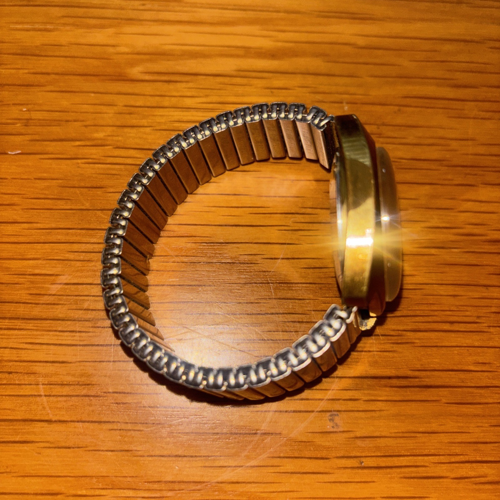 Gold tone Caravelle by Bulova Set-O-matic vintage and Swiss automatic movement