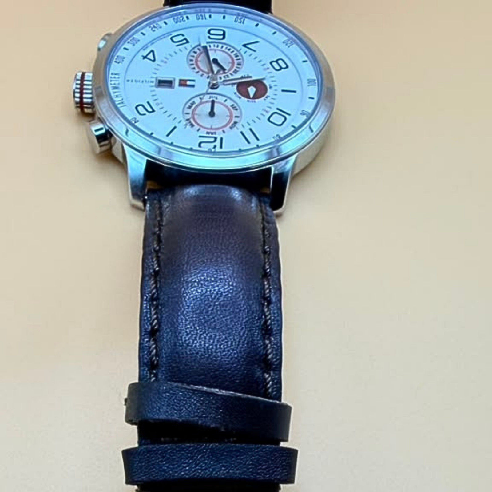 Tommy Hilfiger Men’s Date Watch 11790858, Original Strap – Excellent Condition
