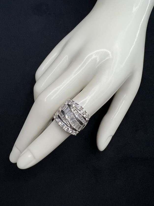Shiny Round & Baguette White Zirconia Sterling Silver Cocktail Ring Size 6