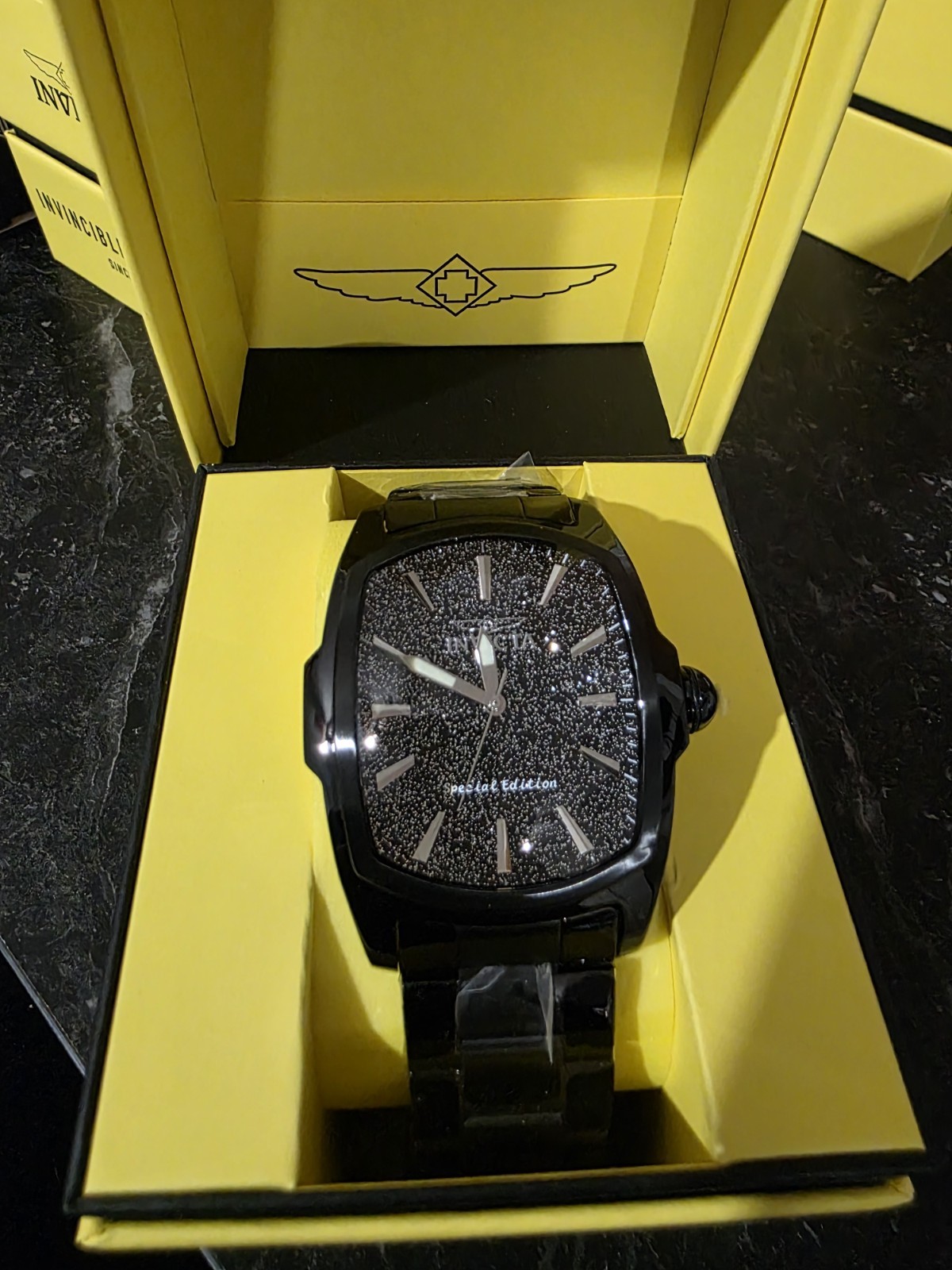 INVICTA LUPAH SPECIAL EDITION QUARTZ ANALOG BLACK SS TONNEAU BRACELET W/BOX