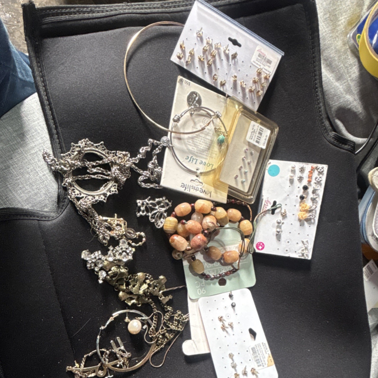 Mixed Fashion Jewelry Lot Earrings Necklaces Bracelets Metal/Plastic Silver Gold
