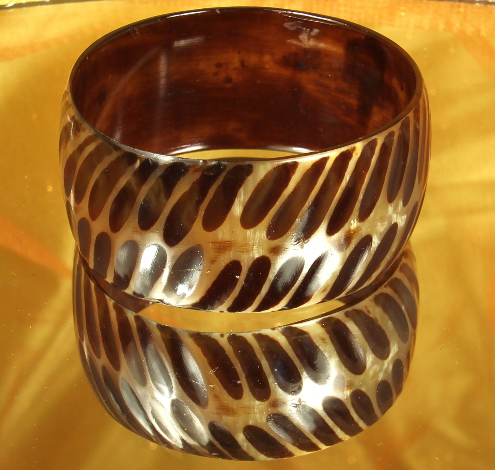 KENYA AFRICA Artisan Jewelry Set Bracelet Earrings Hand Carved Organic Material
