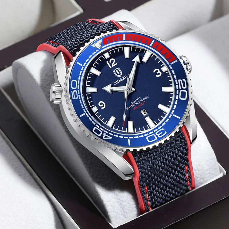 Man Watch Fashion Silicone Strap Mens Watch Waterproof Calendar Quartz