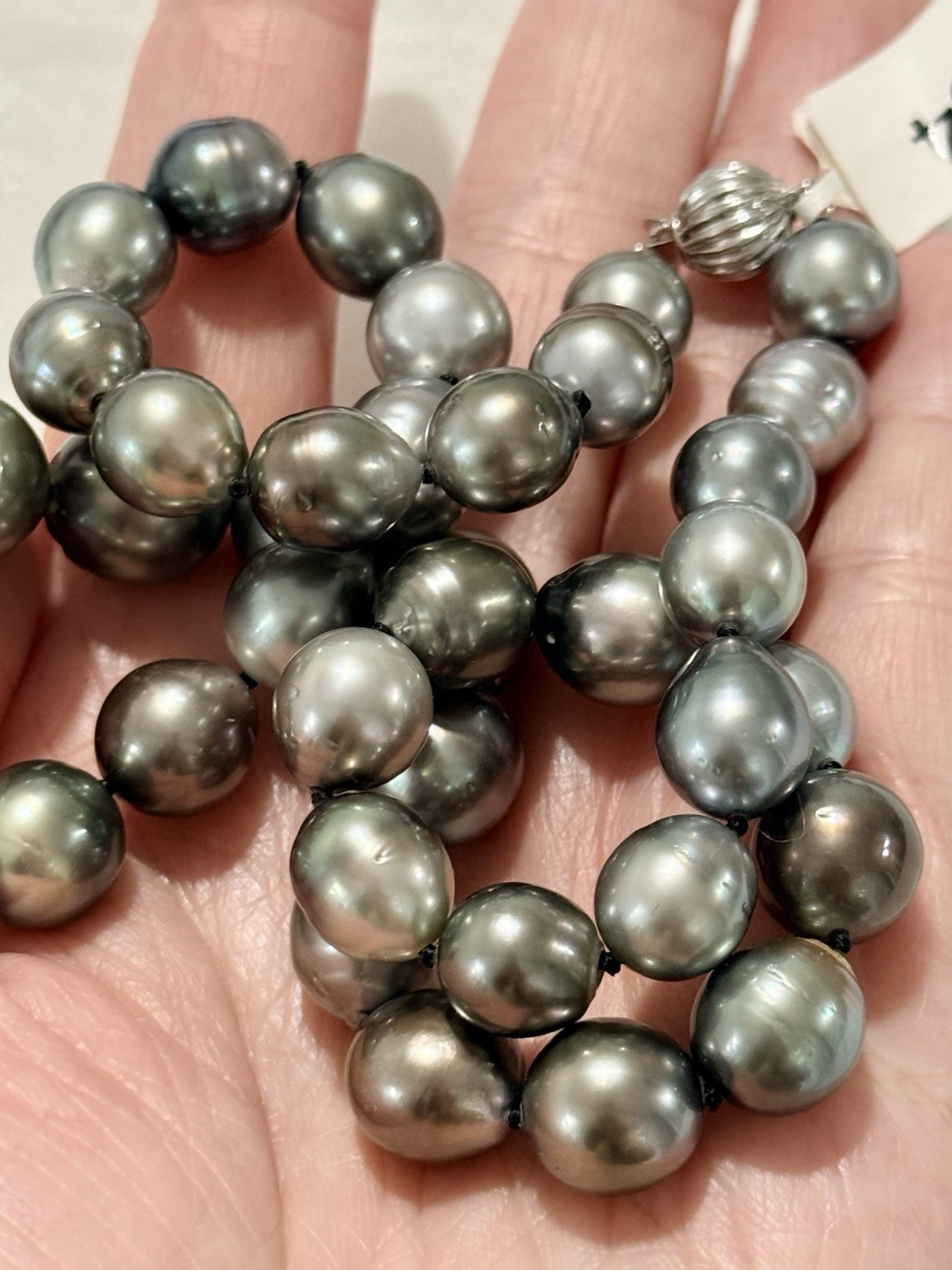 Cultured 10.4-12.3mm Tahitian Pearl South Sea Pearl 14K Gold Clasp Necklace 19”