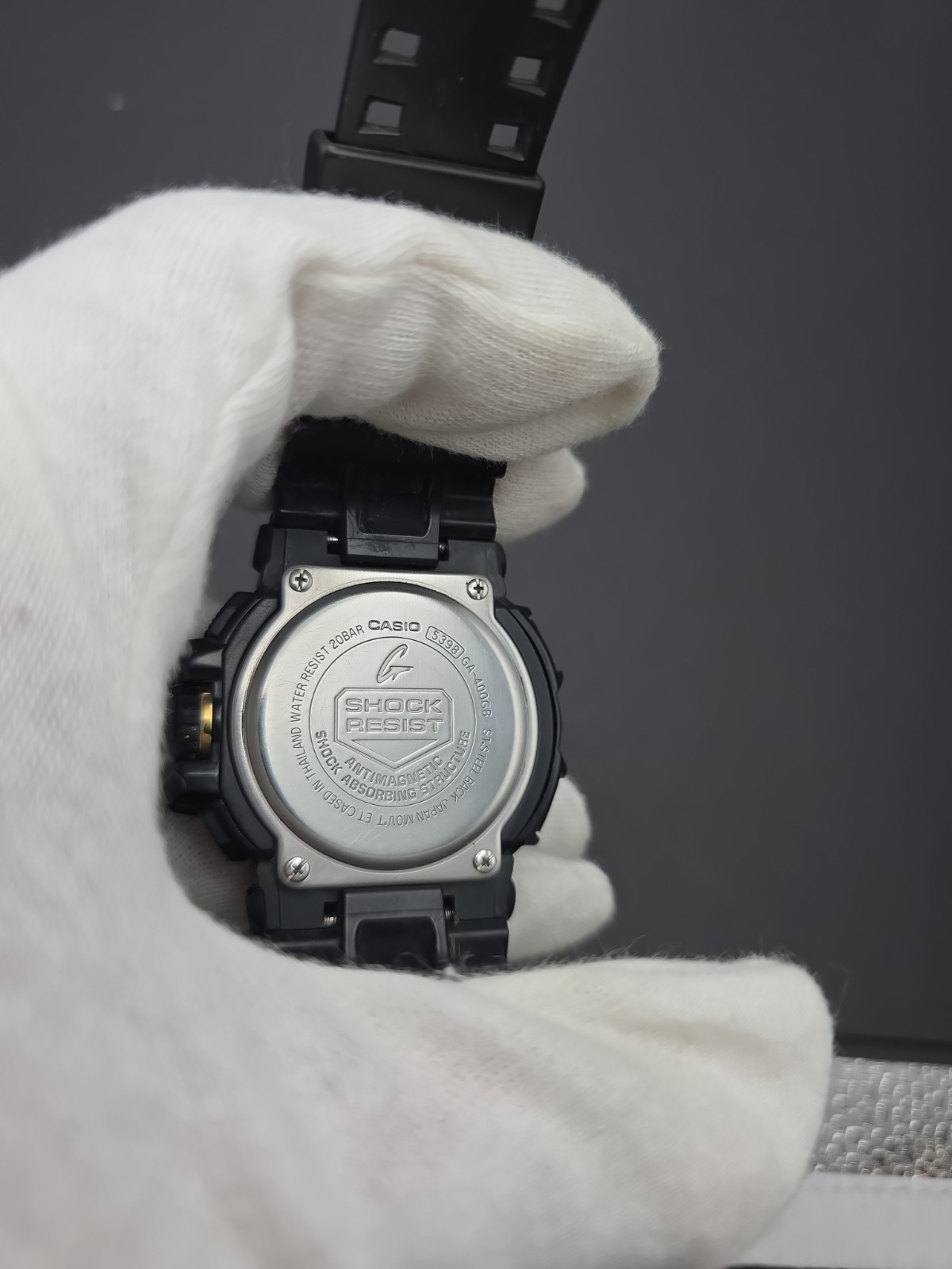CASIO G-SHOCK GA-400GB-1A9 New Battery Look at pictures