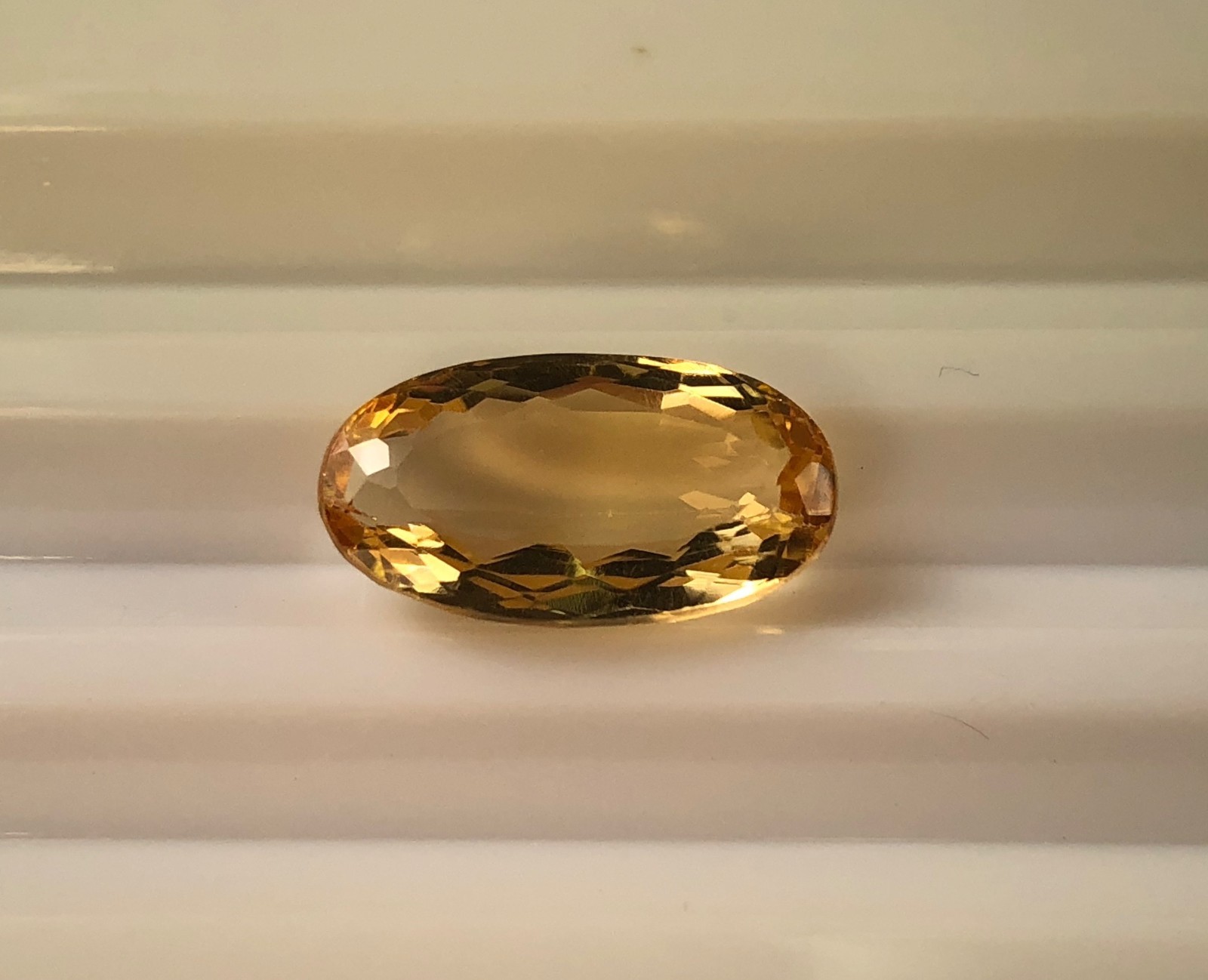 Imperial Topaz 5.73 Ct Clarity IF Oval Cut Natural Golden Brazil I064