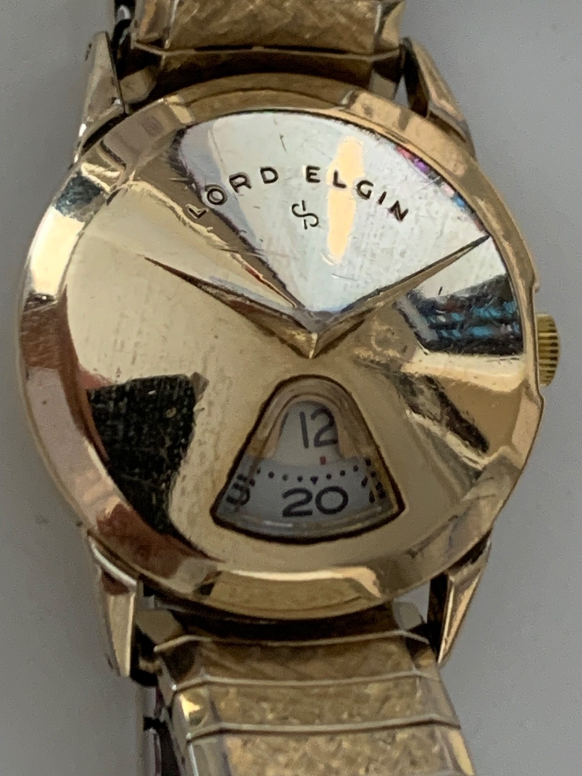 Lord Elgin Chevron Jump Hour Direct Read Vintage 1950’s Mens Watch 31mm