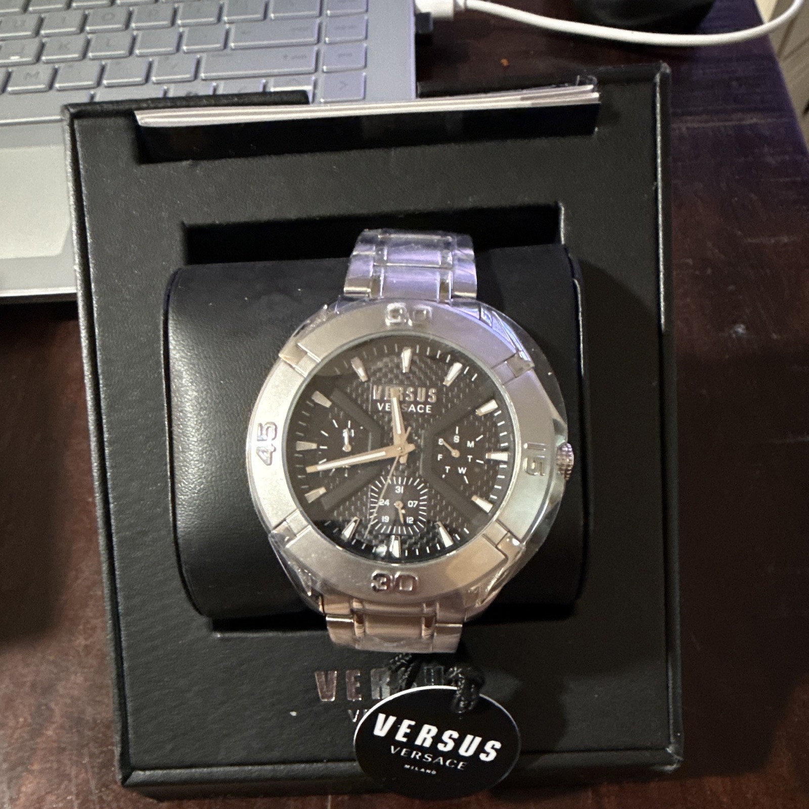 Versus Versace Quartz 43mm Black Dial Silver Steel Day/Date Watch w/Box Papers