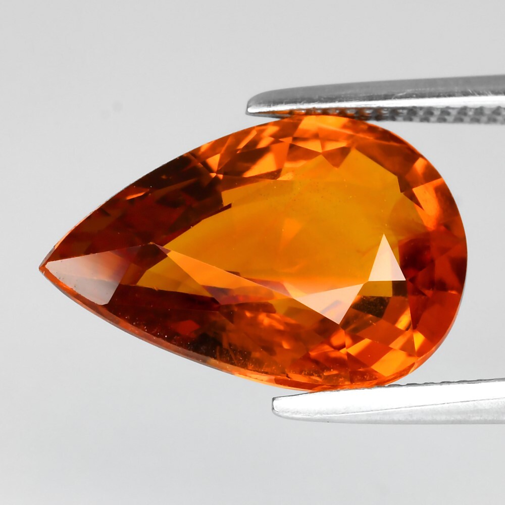 💎 4.03ct 12.5×8.2mm VS Pear Orange Sapphire – Luxurious, Thailand Gemstone