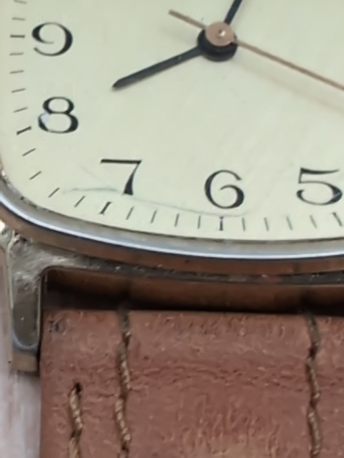Vintage Timex Q Quartz Wrist Watch M Cell Made In Philippines NOS Leather Strap