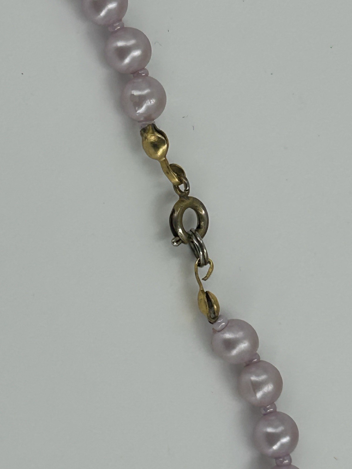 Vintage light Purple Lavander Small Faux Pearl Bead Necklace Womens 23 Inch